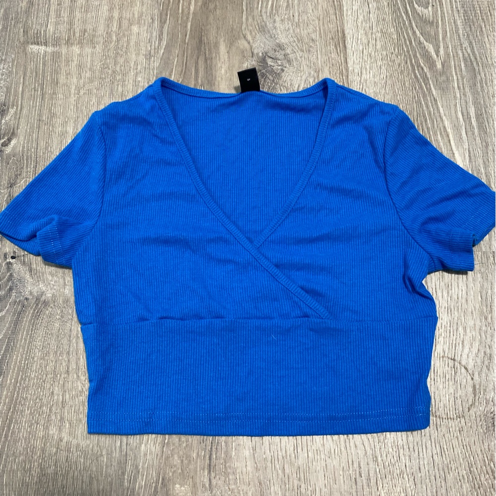 Pretty blue crop top